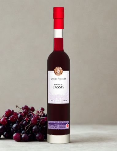 Licor de grosella negra