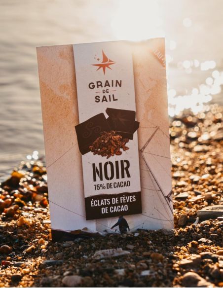 Tablette chocolat noir et éclats de fèves de cacao 75% - Grain de Sail