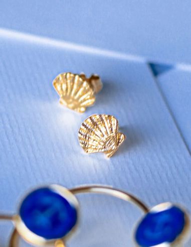 Boucles d'oreilles puces | Coquille Saint-Jacques