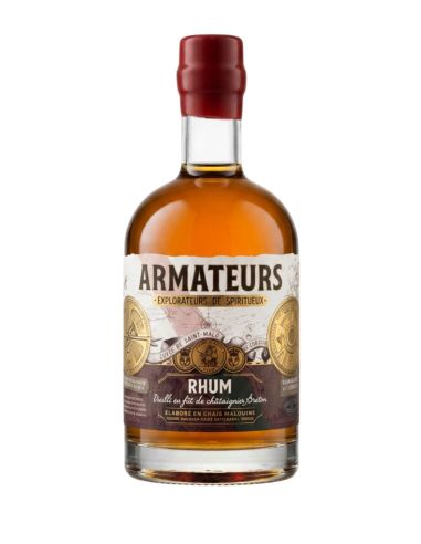 Rhum vieilli en fût de châtaigner Breton